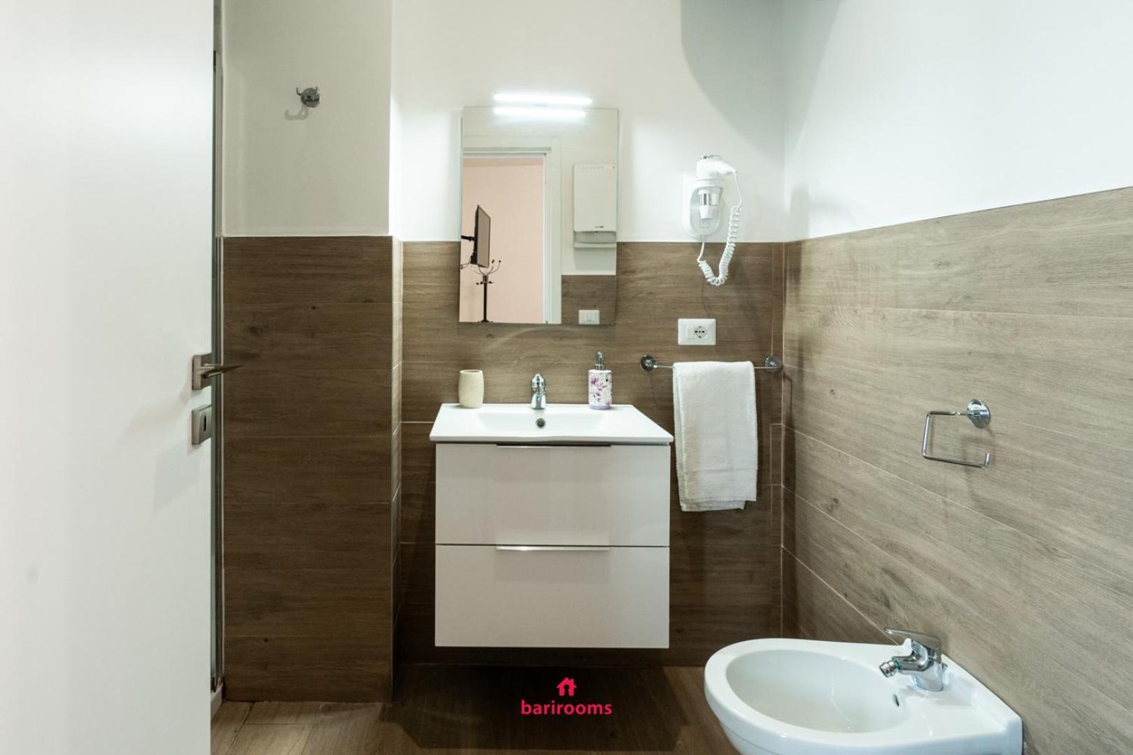 Barirooms - Melo Suites 외부 사진